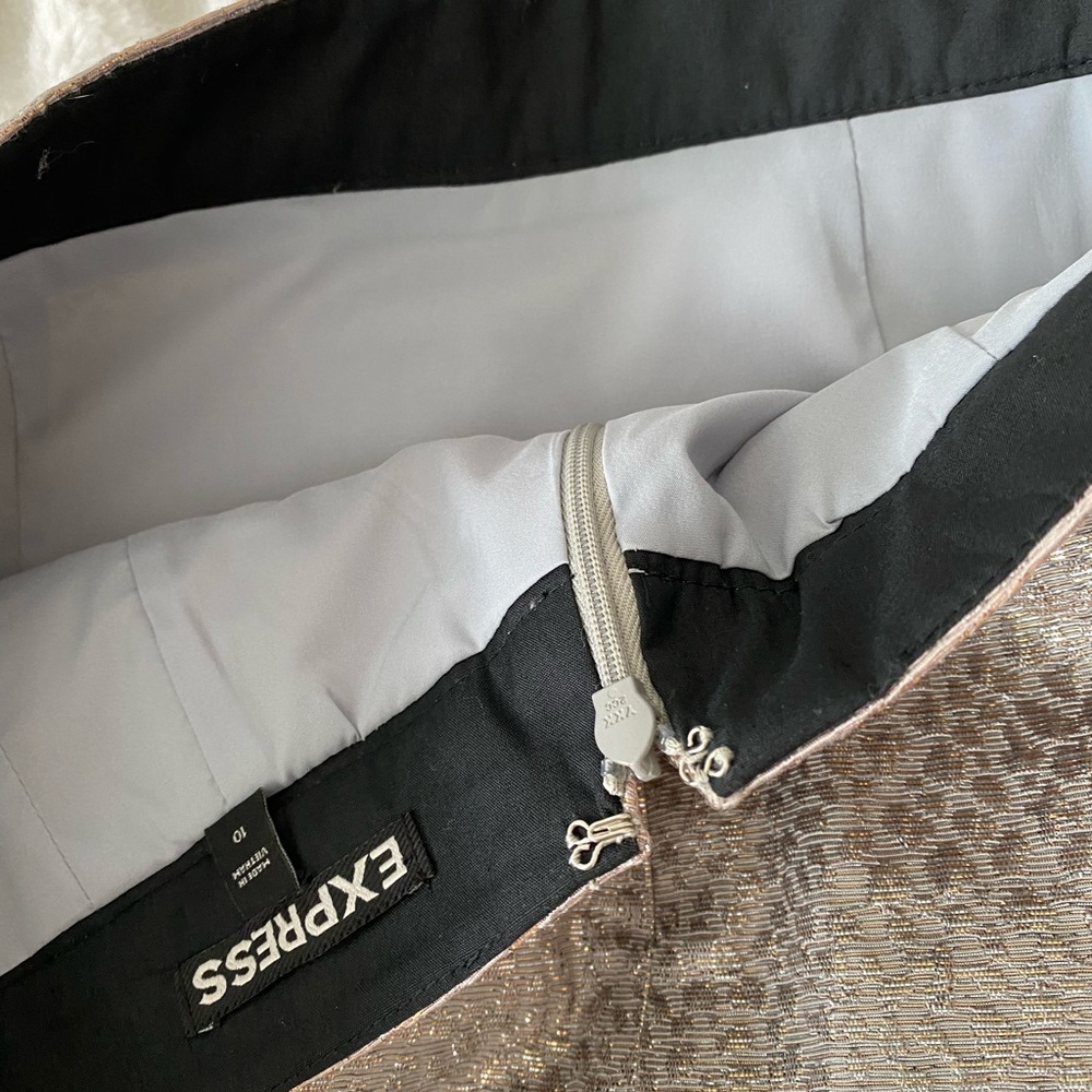 Express metallic mini skirt size 10 - Picture 5 of 12